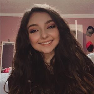 Meet your Posher, Bethany